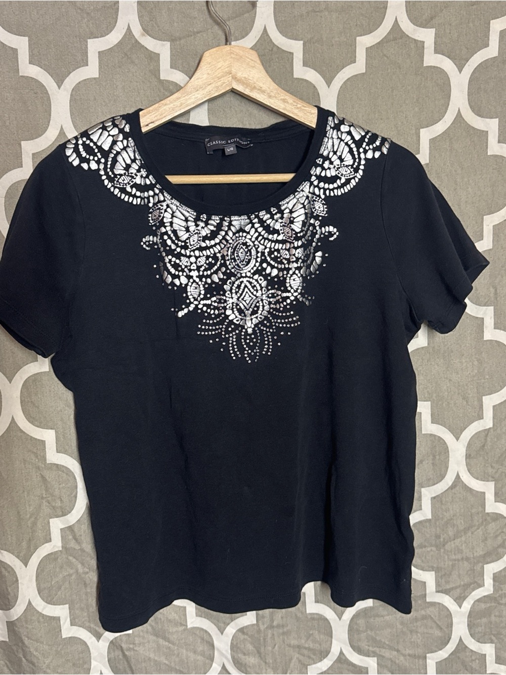 Classic Editions Black & Silver Embellished Top Size Large